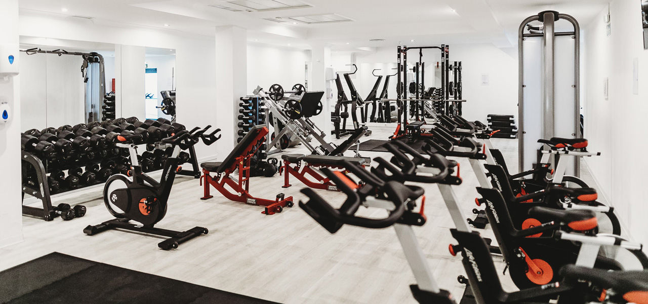 Instalación de equipamiento - Gimnasios - Magire